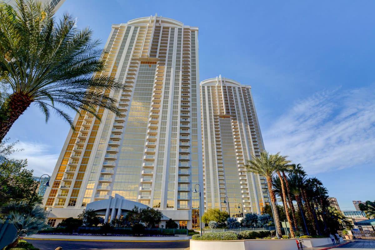 Mgm Signature-29-607 F1 Track & Strip View Balcony Las Vegas Exterior photo
